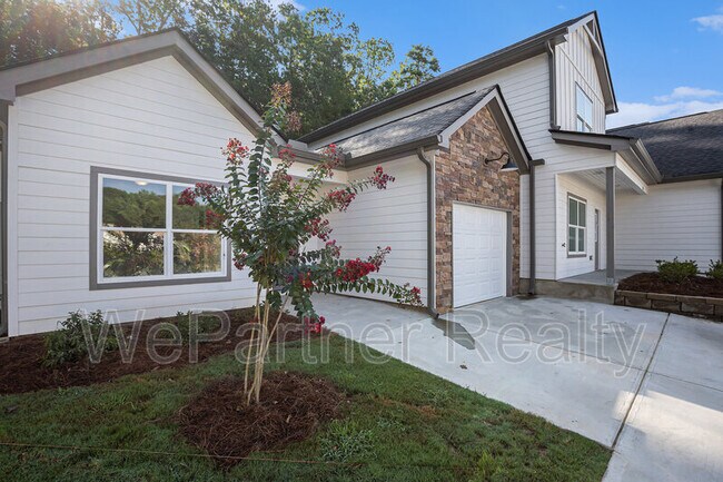 Foto del edificio - 138 Crest