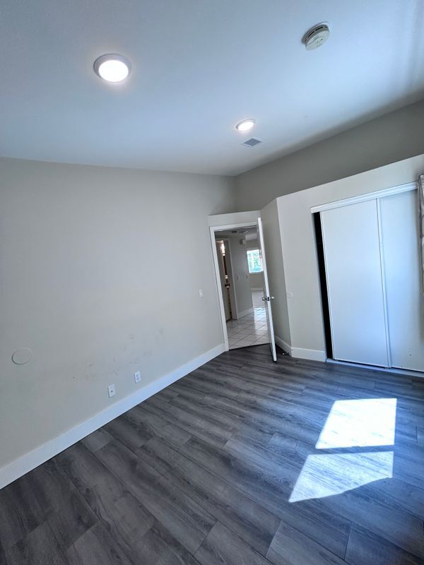 Building Photo - 11824 Honey Hollow