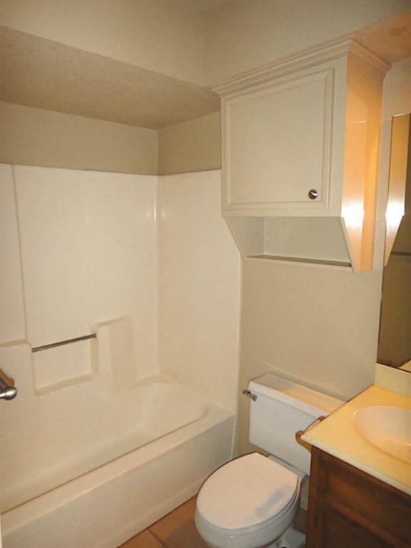 Foto del edificio - 1615 Hazelwood St