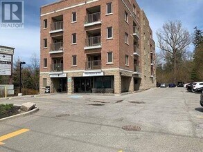 Building Photo - 15565 Yonge St