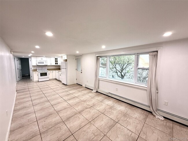 Building Photo - 48 Illinois Ave