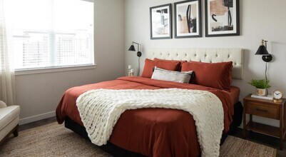 Building Photo - 12111 S Main St