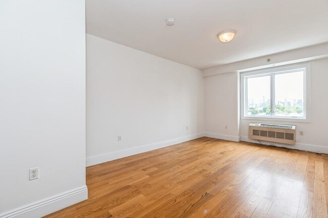 Foto del edificio - 125 43rd St