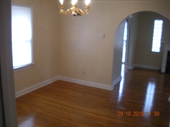 Building Photo - 3114 Kemp Dr