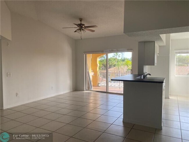 Foto del edificio - 9640 NW 2nd St