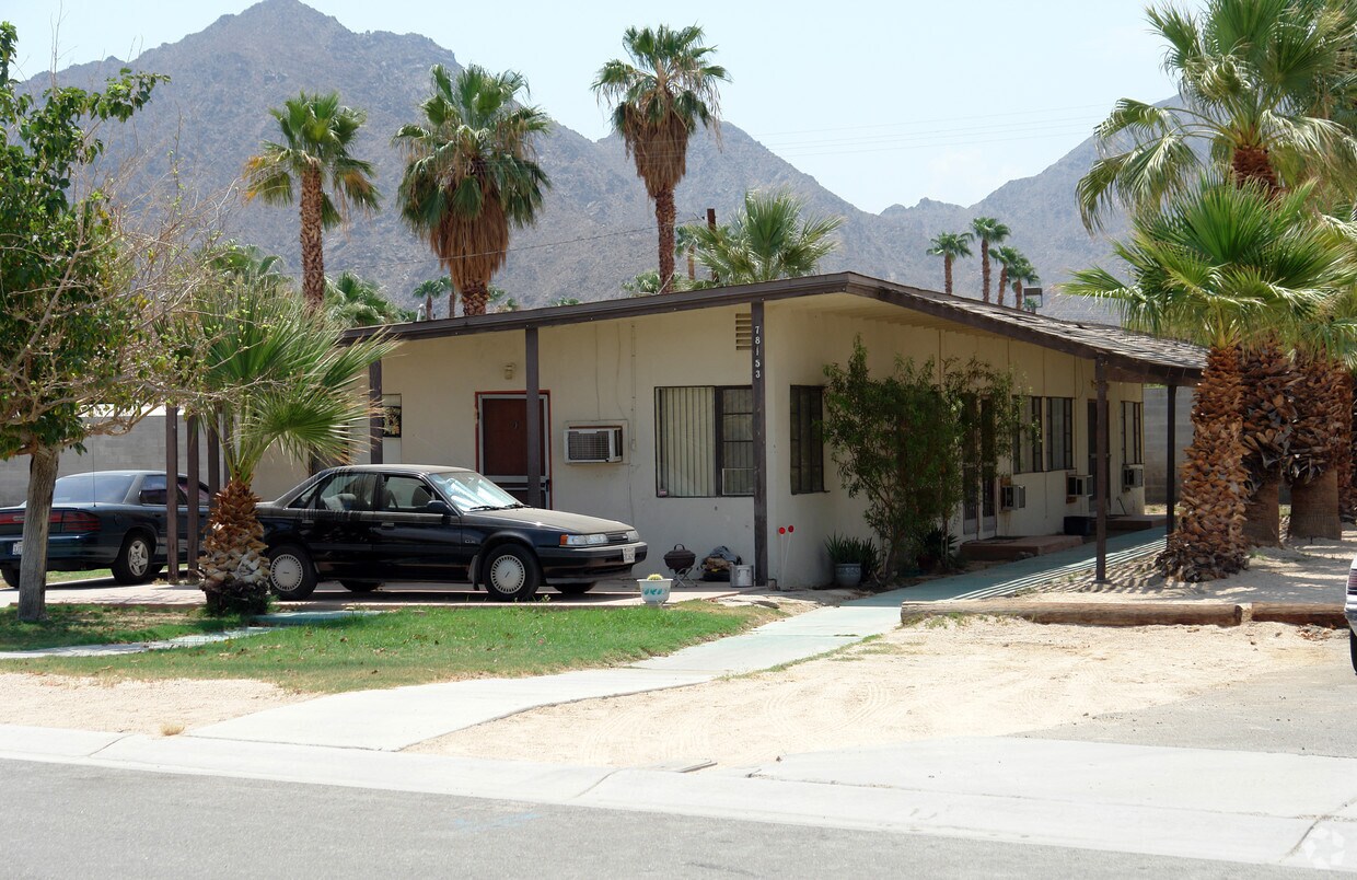 Primary Photo - 78153 Main St