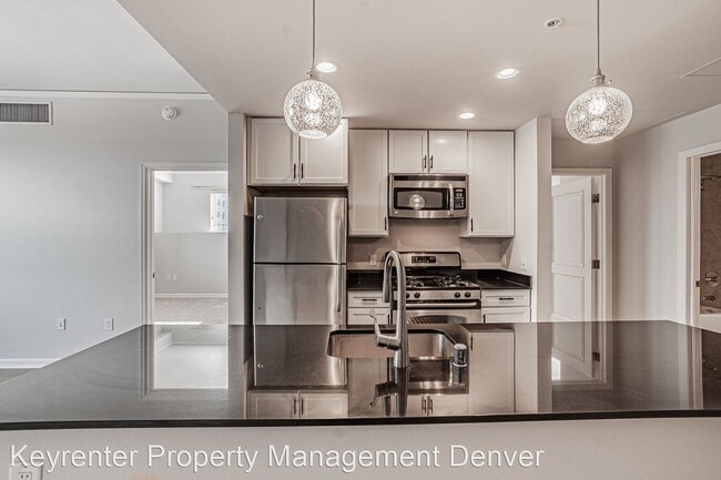 Building Photo - 2 br, 2 bath House - 1975 N Grant St. Unit...