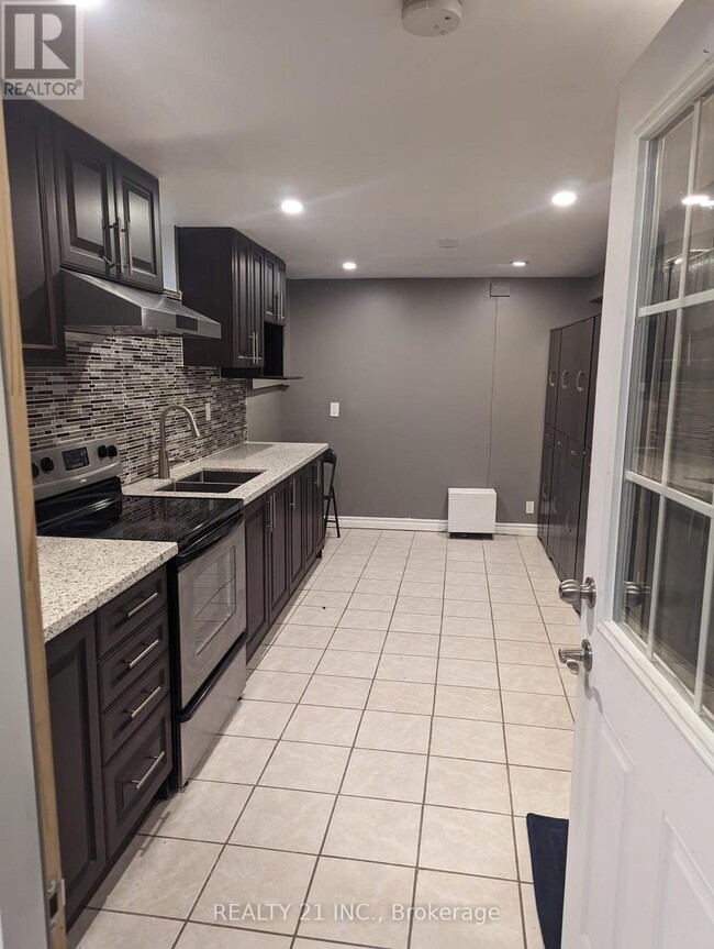 Building Photo - 514 Brimorton Dr