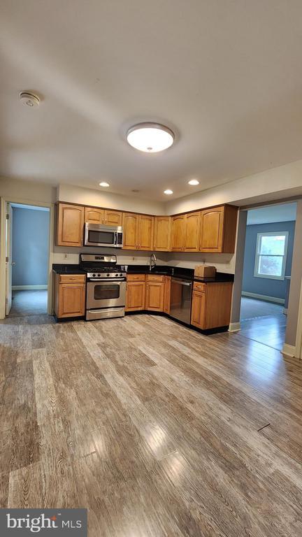 Foto del edificio - 403 Franklin Rd