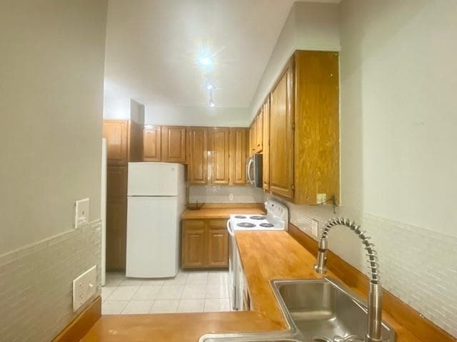 Building Photo - 2209 S Braeswood Blvd