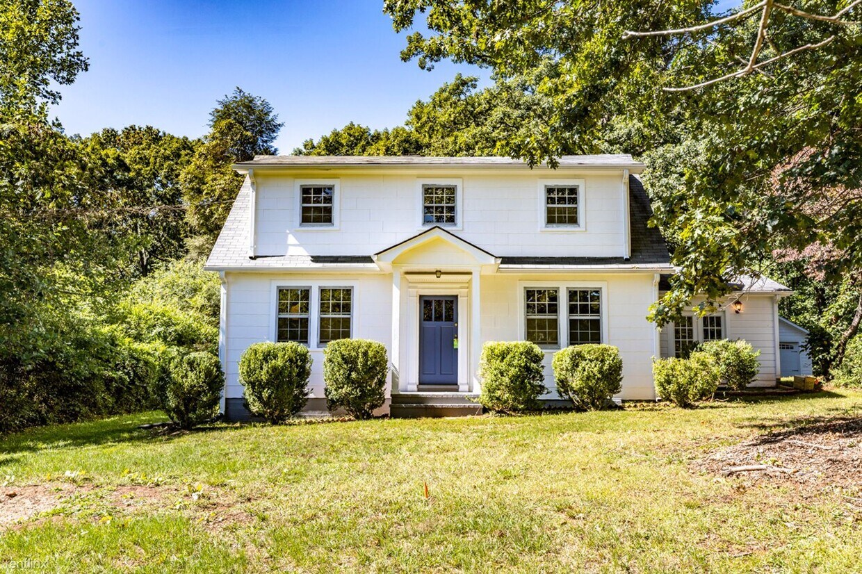 Primary Photo - 4 br, 2.5 bath House - 2514 Taylors Gap Road