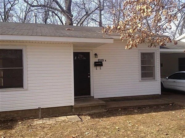 Foto principal - 1315 Turner St