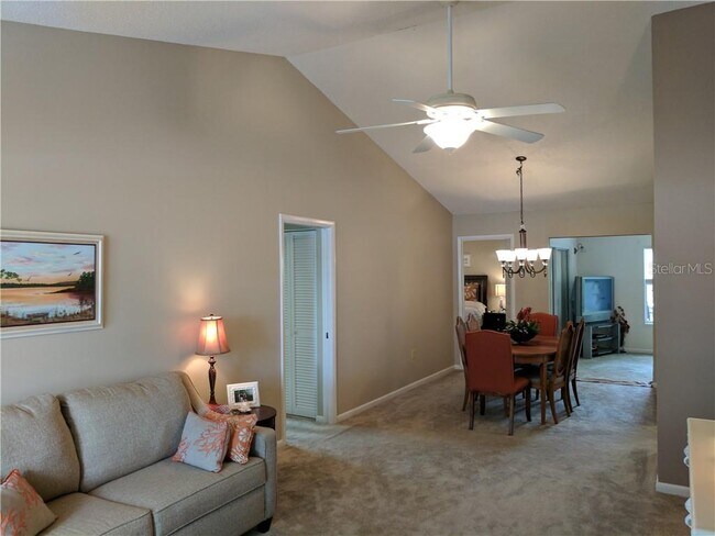 Foto del edificio - 5706 11th Ave W