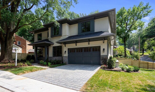 Foto del edificio - 2370 N Taylor St