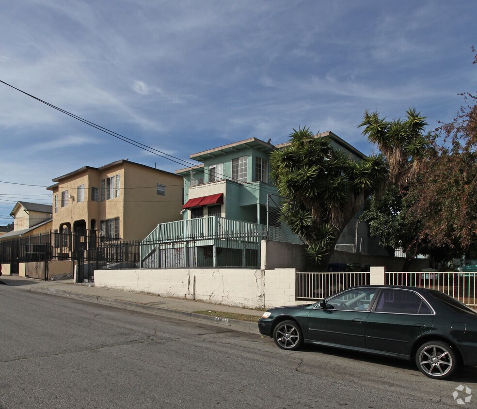 Building Photo - 411 N Bixel Ave