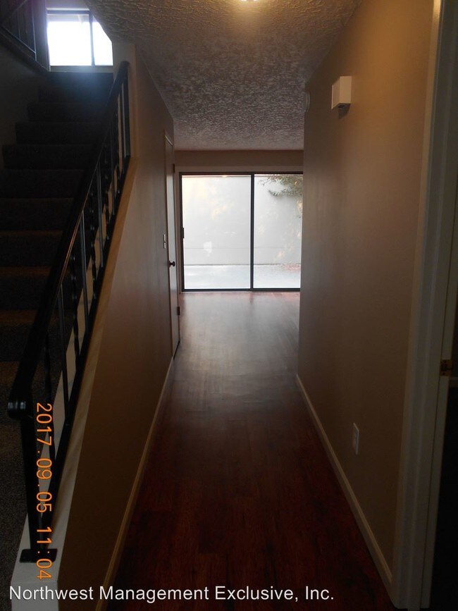 Building Photo - 13422 SE McGillivray Blvd