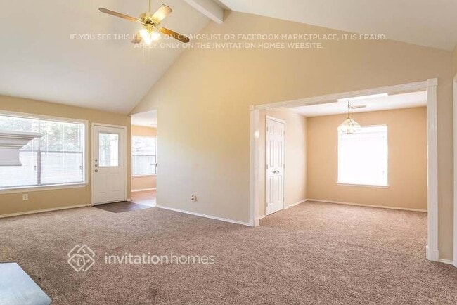 Building Photo - 11510 Labarre Dr
