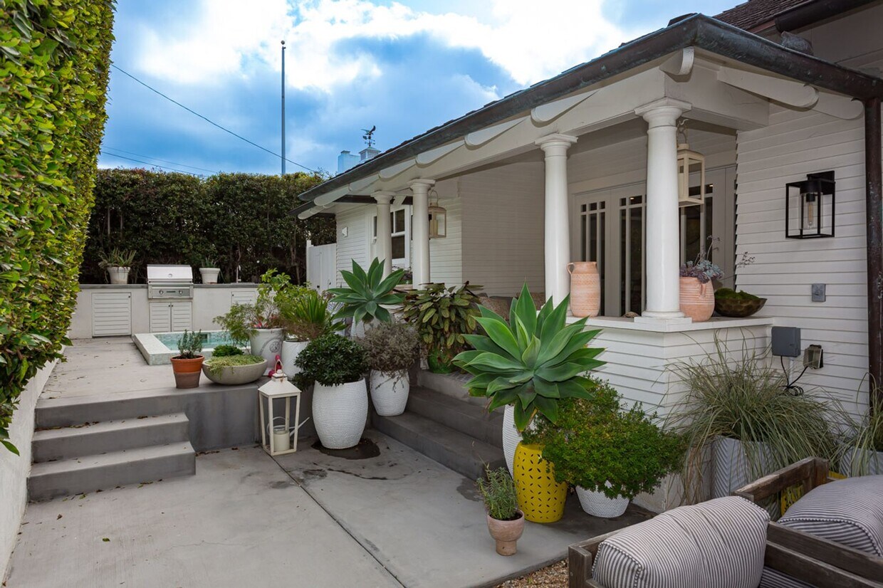 Foto principal - 139 Quince St
