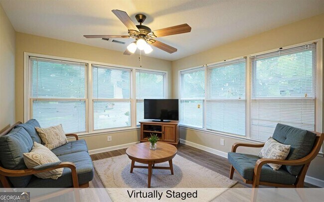 Building Photo - 294 E Burns Ct SW