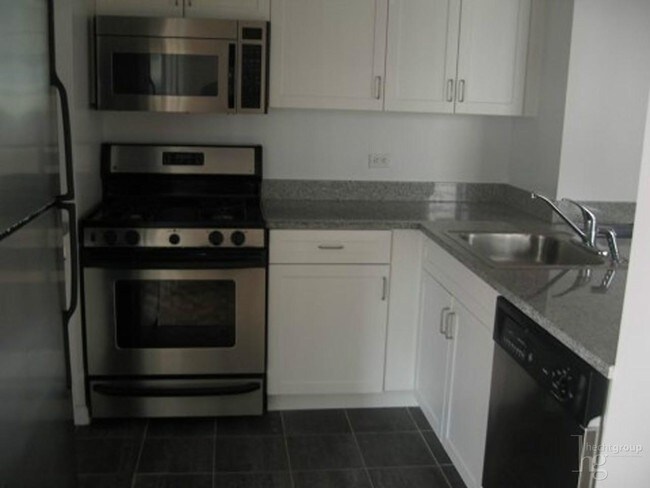 Foto del edificio - 145 E 15th St
