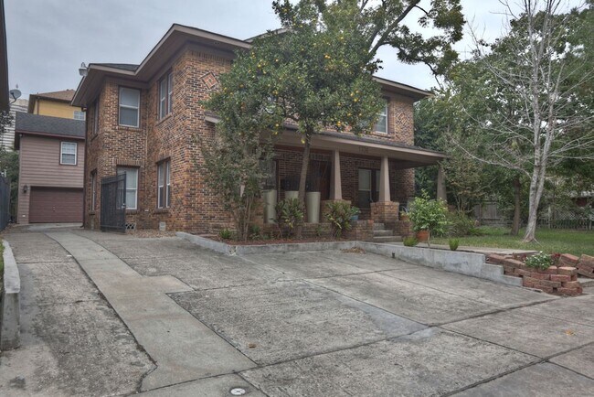 Foto del edificio - 1334 W Pierce St