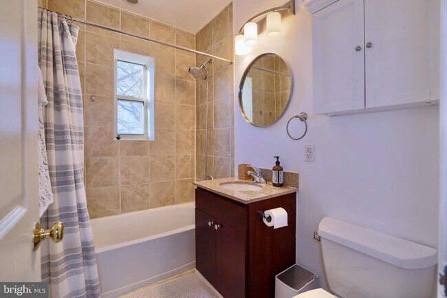 Building Photo - 5403 9th St NW