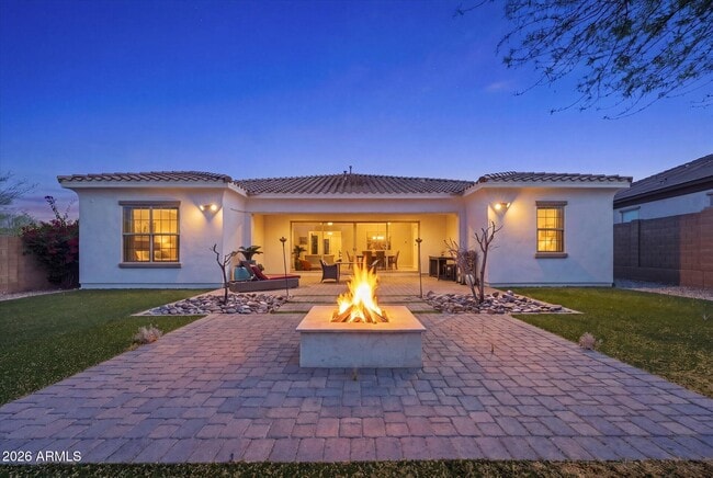 Building Photo - 4254 E Valencia Dr