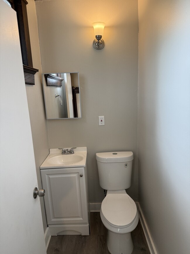 Foto del edificio - 2124 N 45th St