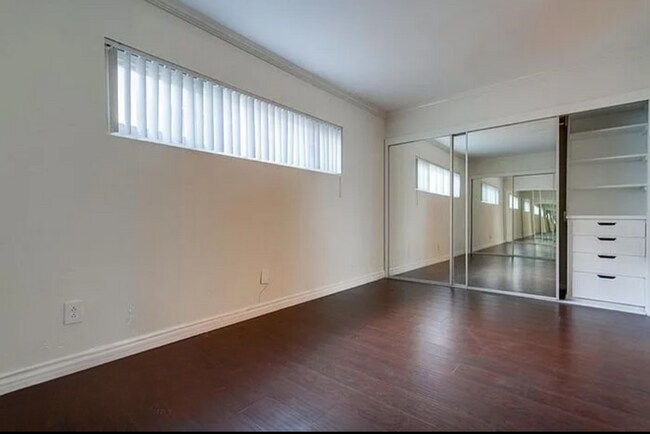 Foto del edificio - 3819 Wilson Ave