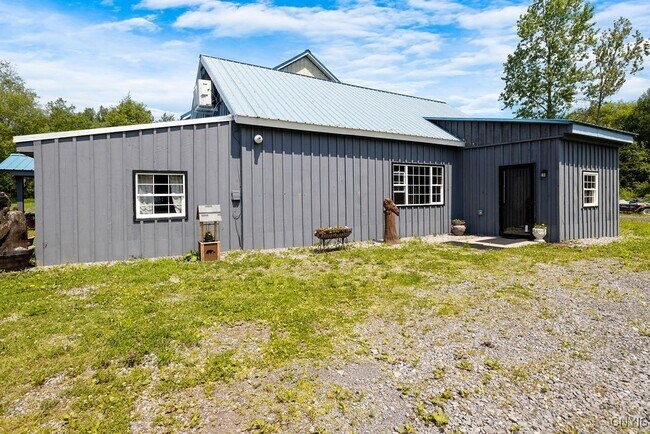 Foto del edificio - 3653 County Rte 17