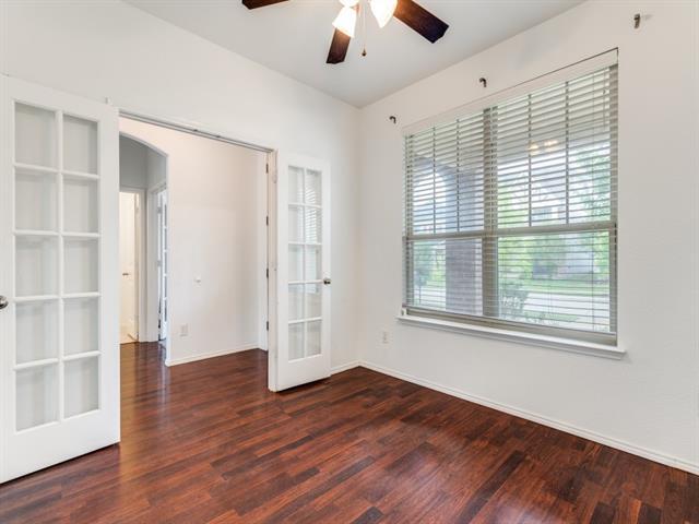 Foto del edificio - 1029 Holly Anne Ln