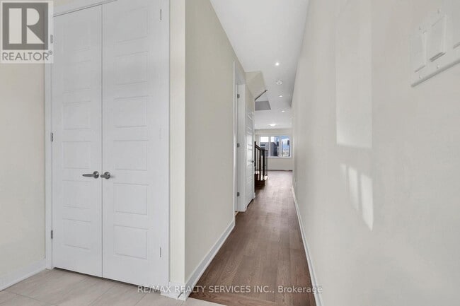 Photo du bâtiment - 145 Keelson St.