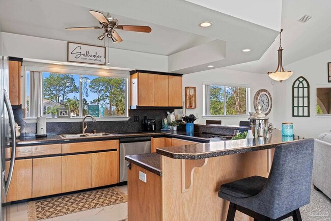 Building Photo - Custom-Built Waterfront Home