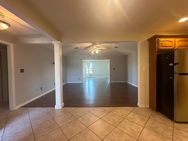 Foto del edificio - 6816 SW Drakestone Blvd