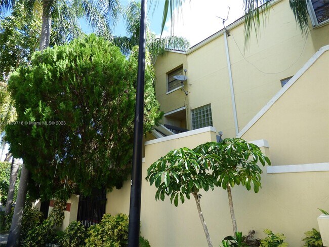 Foto del edificio - 8805 SW 130th Pl