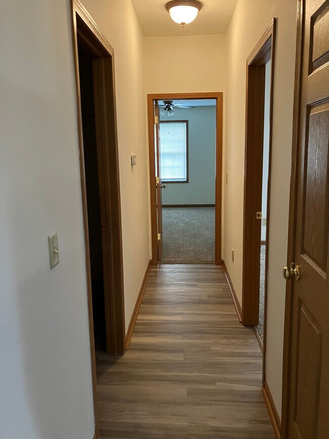 Foto del edificio - 1023 Laurel Tree Ct