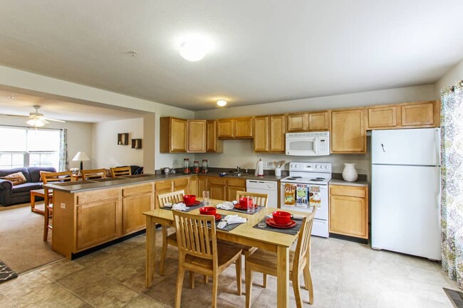 Building Photo - 5205 Teaberry Ln