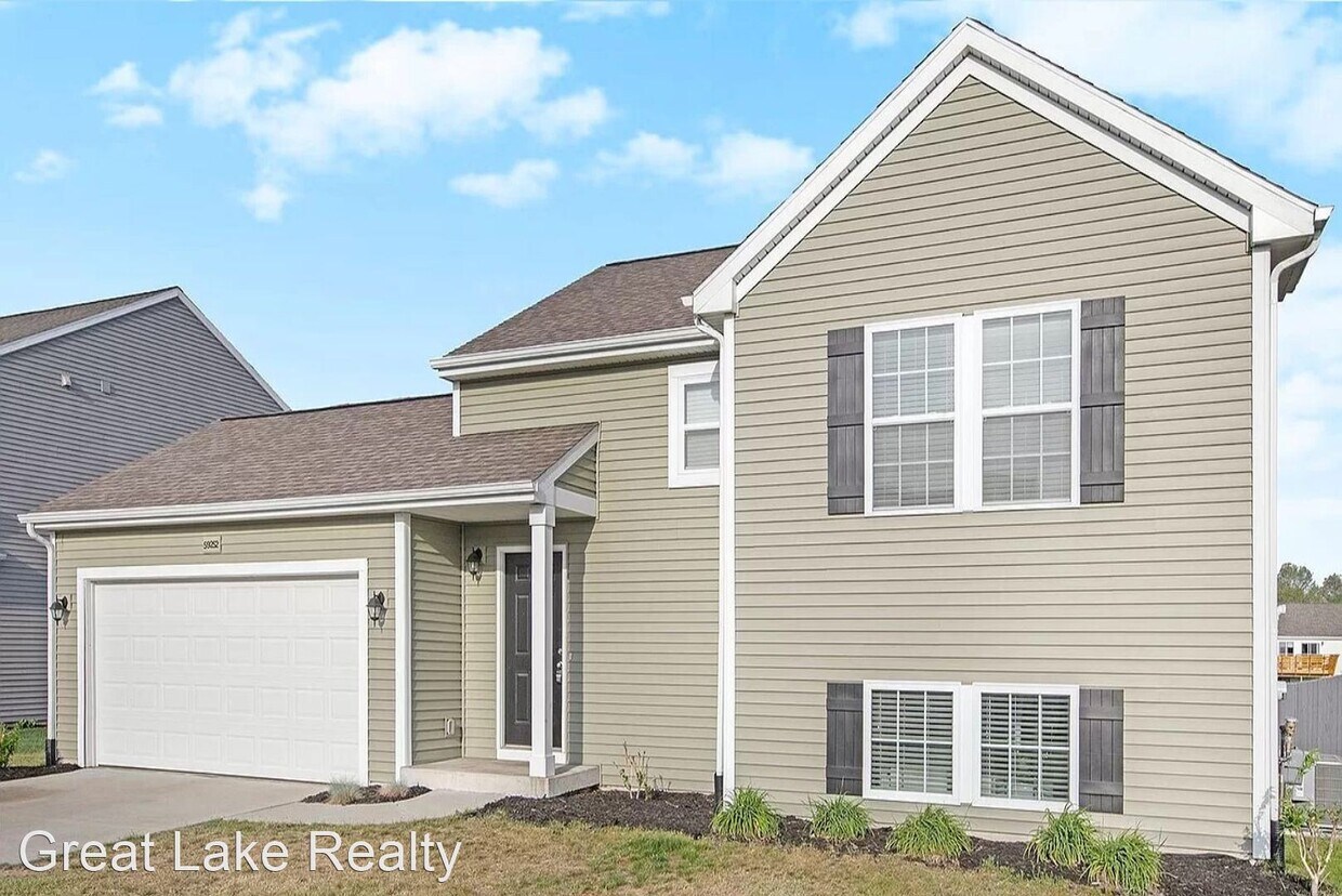 59252 Ravenna Dr, Mattawan, MI 49071 House Rental in Mattawan, MI