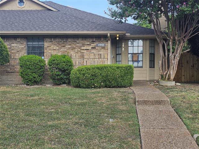 Building Photo - 11910 Garden Terrace Dr