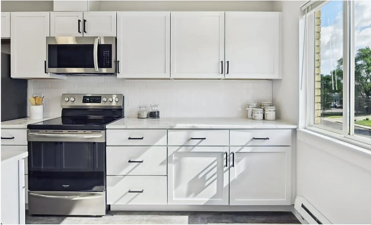 Primary Photo - $1,450 / 2br - 560ft2 - RENOVATED 2BD, 1BA...