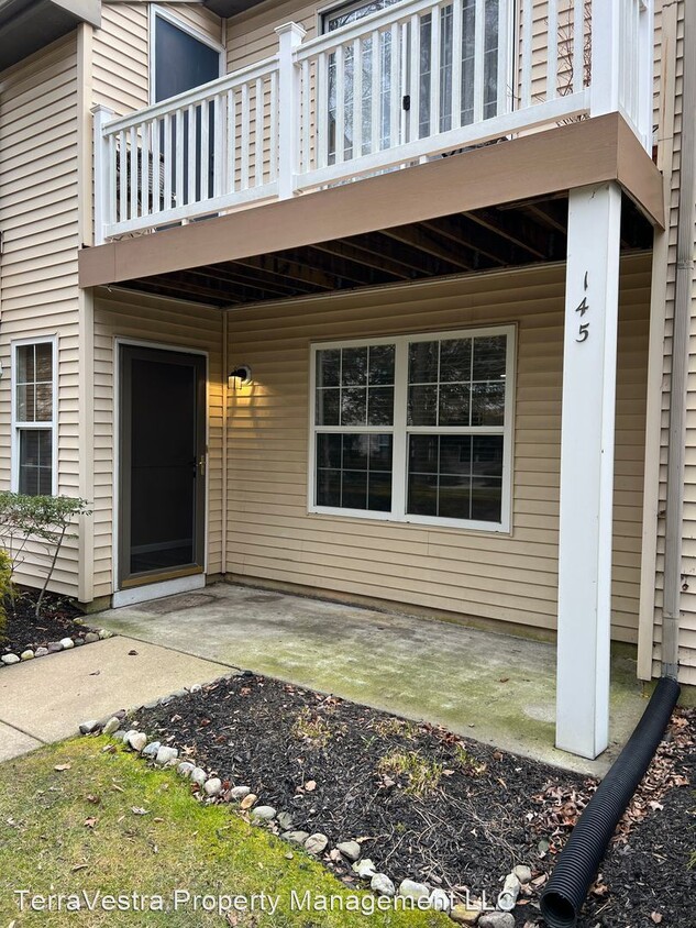 Primary Photo - 2 br, 2 bath House - 140 Crestmont Dr Unit...