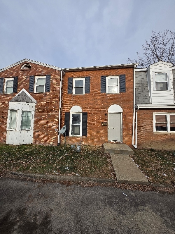 Building Photo - 7037 Paxton Rd