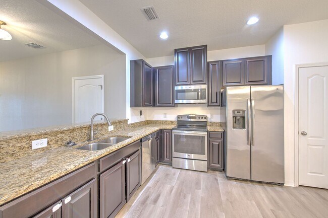 Foto del edificio - 5116 Bay Isle Cir