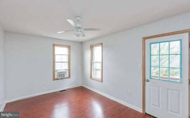 Building Photo - 441 Carrollton Ave