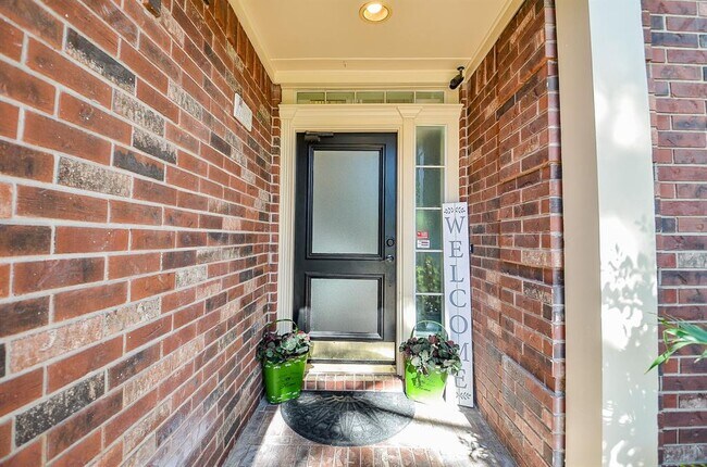Building Photo - 18106 Rileybrook Cir