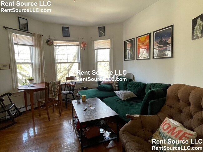 Foto del edificio - 248 Brookline St