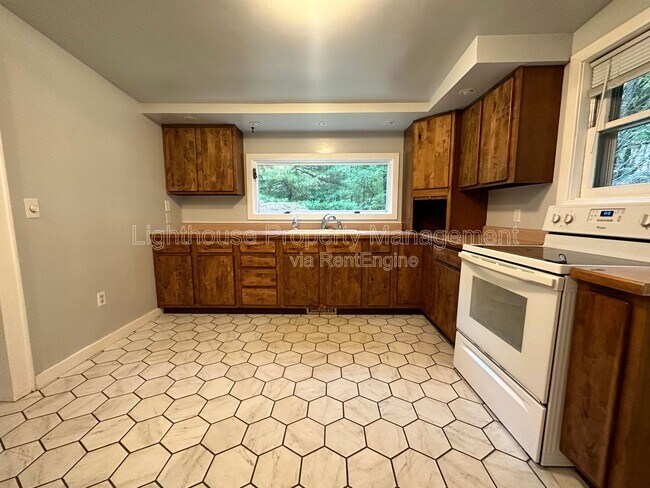 Foto del edificio - 722 N Gordon St