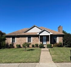 Building Photo - 4901 Hunters Point Cir