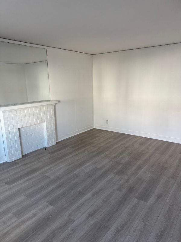 Foto del edificio - 101 S Cordova St