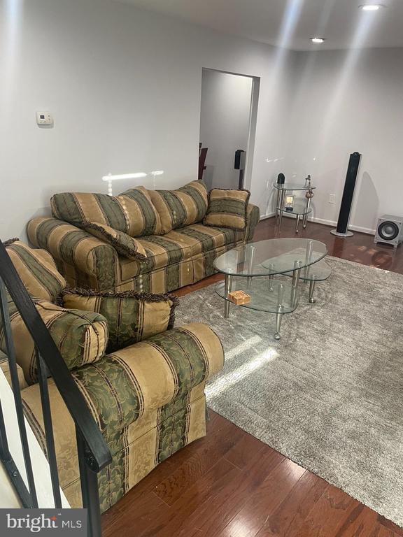 Building Photo - 9803 Gay Dr